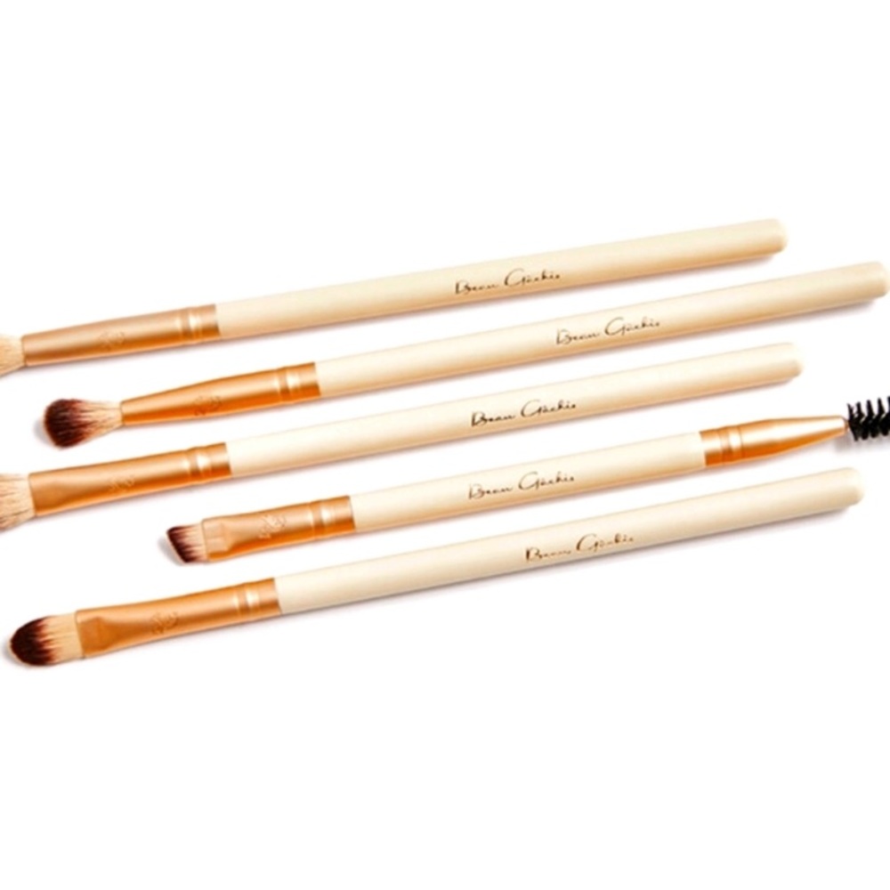 NIB BEAU GACHIS 5 Piece Makeup Brush Set